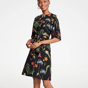 Ann Taylor Wild Botanical Floral Dress Size 10 EUC
